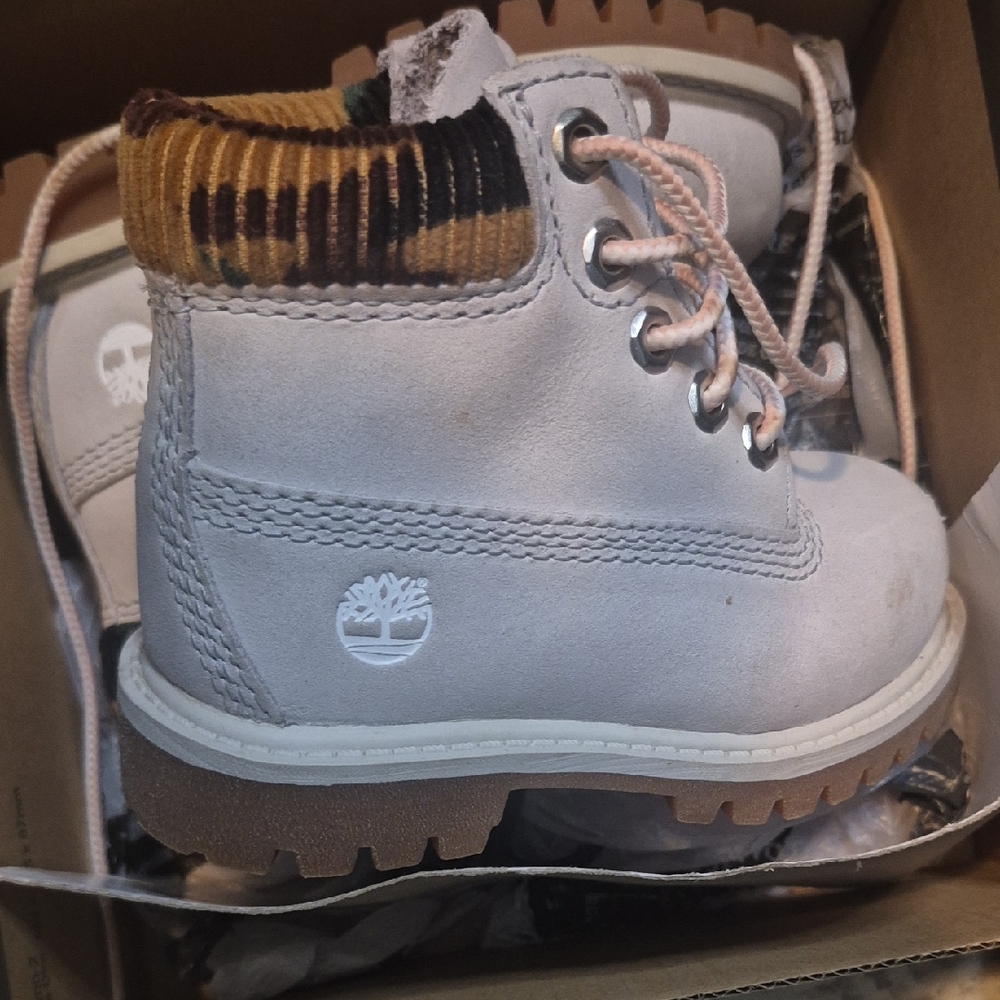 Timberland Kids Boots - Cream and Brown